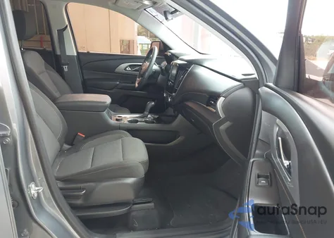 2018 Chevrolet Traverse Ls z USA, uszkodzony, nr VIN 1GNERFKWXJJ170157
